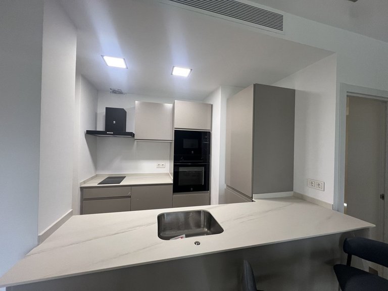 Apartment for Sale in Puerto Banús, Malaga 7