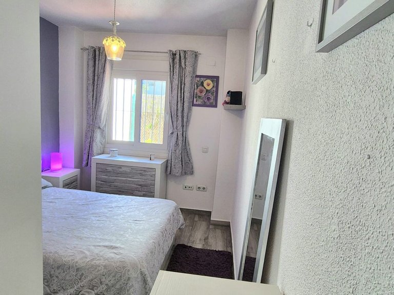 Apartment for Sale in Las Lagunas, Malaga 27