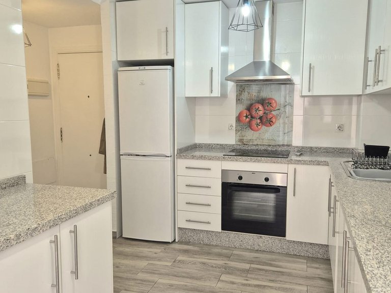Apartment for Sale in Las Lagunas, Malaga 4