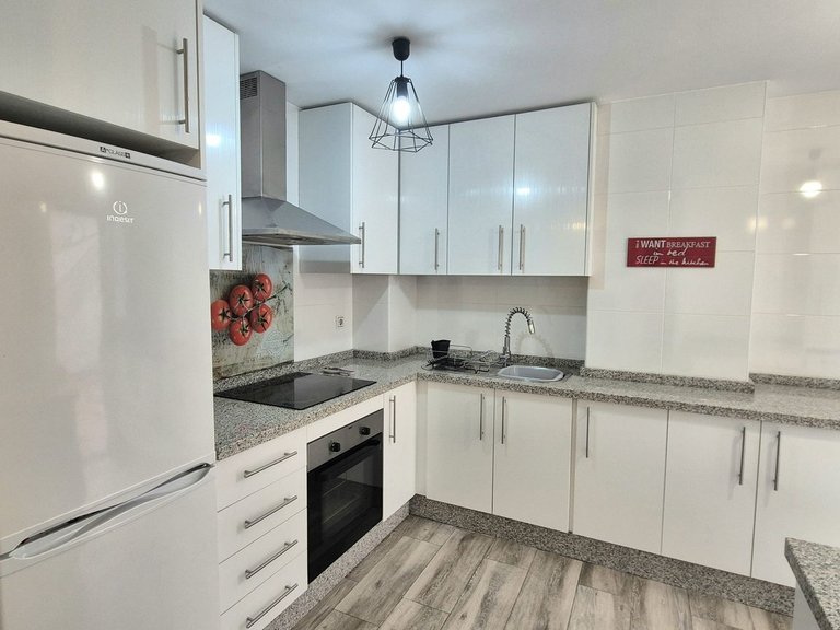 Apartment for Sale in Las Lagunas, Malaga 5
