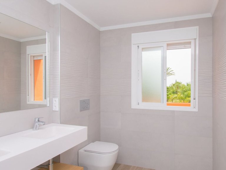 Villa for Sale in Benahavís, Malaga 10