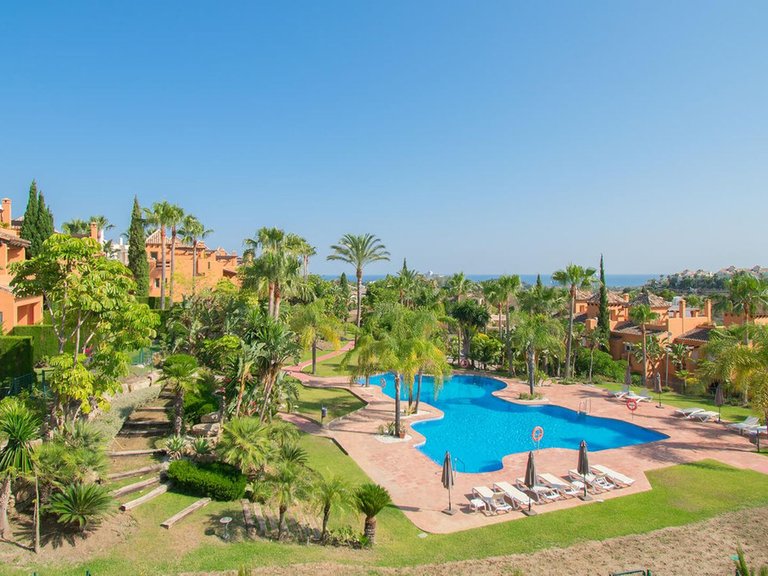 Villa for Sale in Benahavís, Malaga 2