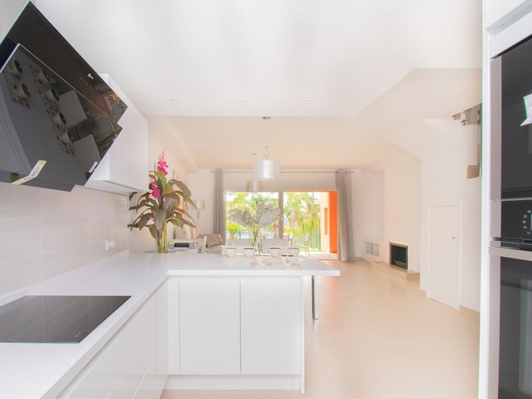 Villa for Sale in Benahavís, Malaga 3