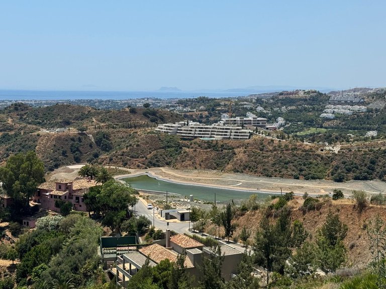 Plot for Sale in La Quinta, Malaga 1