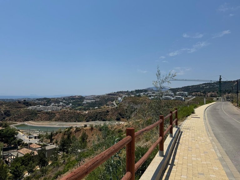 Plot for Sale in La Quinta, Malaga 17