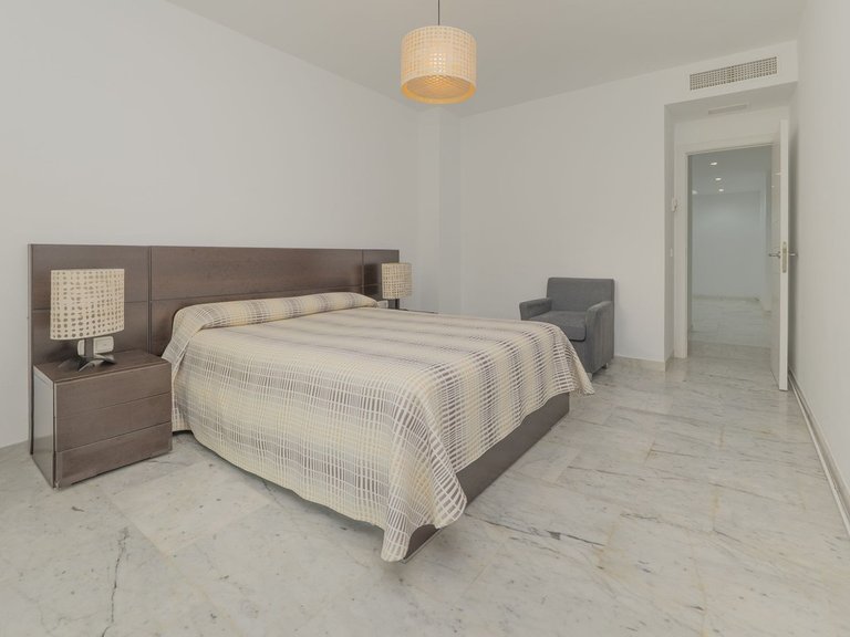 Villa for Sale in Bahía De Marbella, Malaga 11