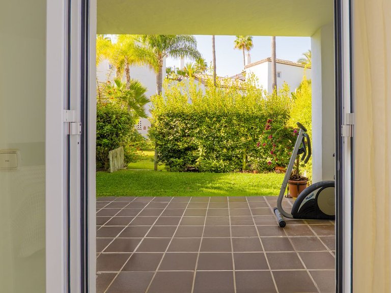 Villa for Sale in Bahía De Marbella, Malaga 16