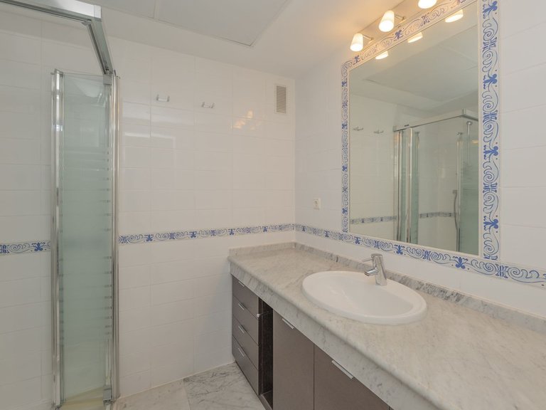 Villa for Sale in Bahía De Marbella, Malaga 22