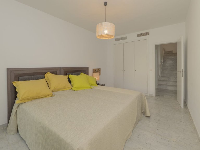Villa for Sale in Bahía De Marbella, Malaga 23