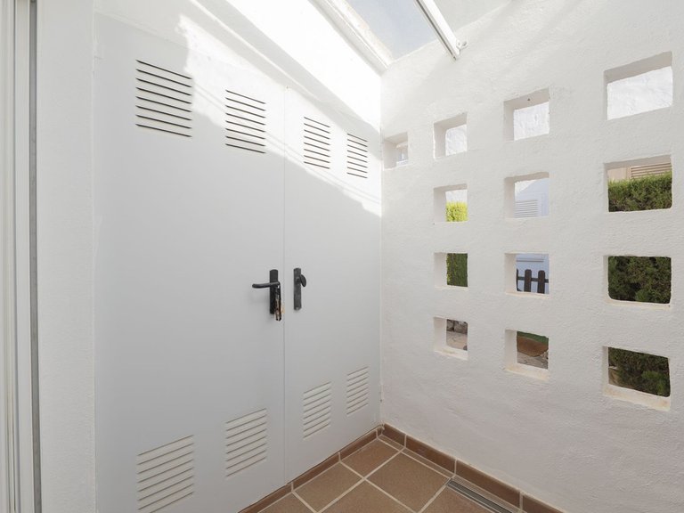 Villa for Sale in Bahía De Marbella, Malaga 28