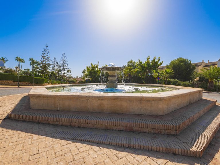 Villa for Sale in Bahía De Marbella, Malaga 34