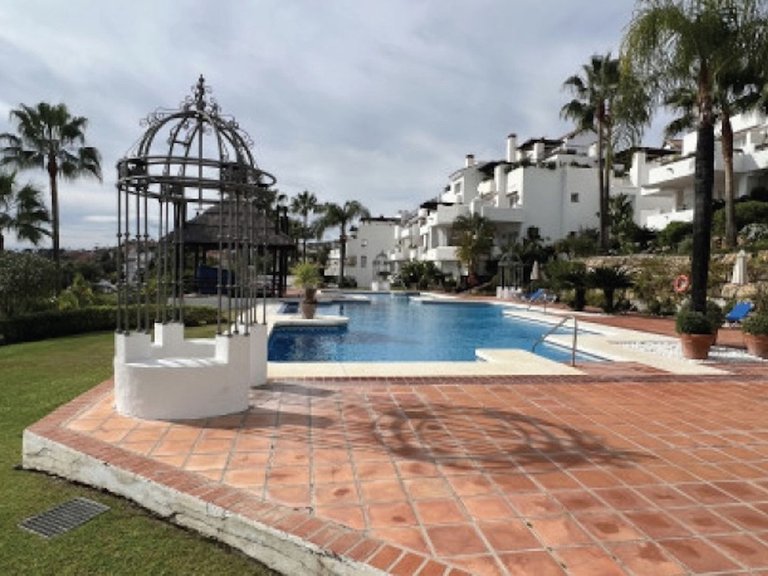 Apartment for Sale in Nueva Andalucía, Malaga 11