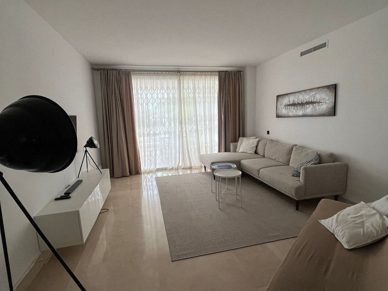 Apartment for Sale in Nueva Andalucía, Malaga 20