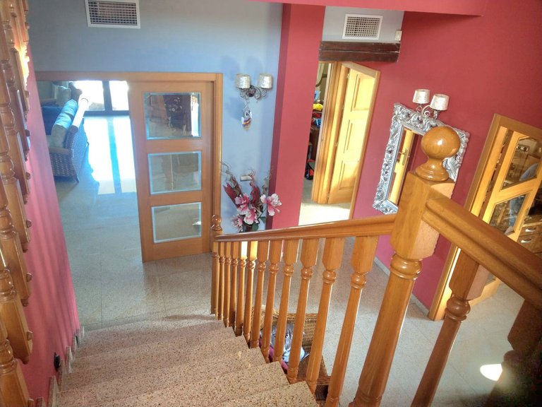 Villa for Sale in Sierrezuela, Malaga 30