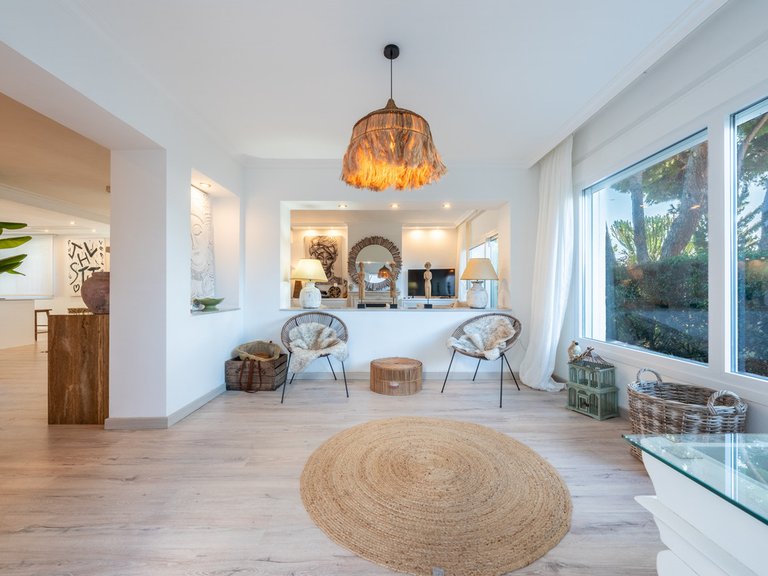 Villa for Sale in Hacienda Las Chapas, Malaga 1