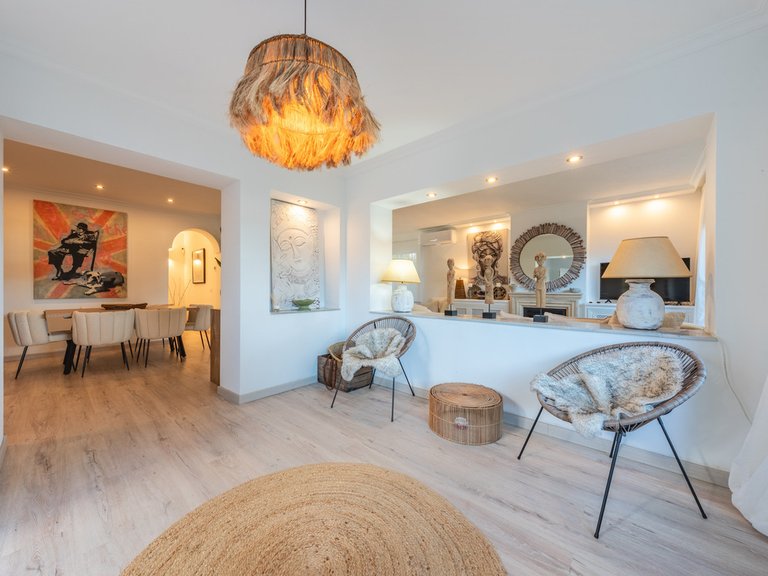 Villa for Sale in Hacienda Las Chapas, Malaga 3
