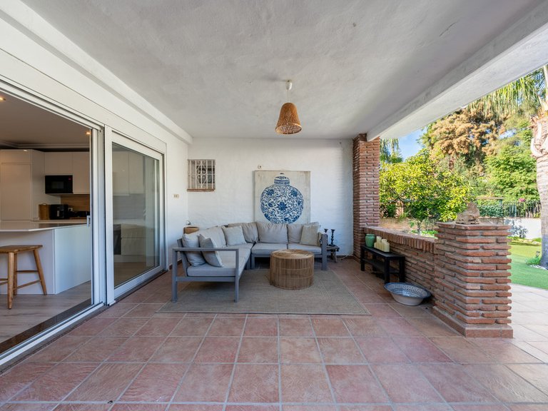 Villa for Sale in Hacienda Las Chapas, Malaga 30