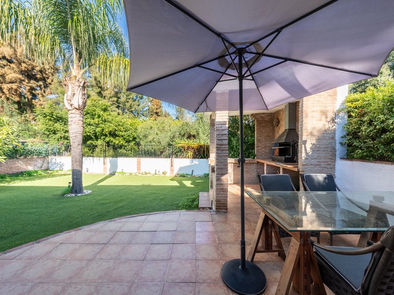 Villa for Sale in Hacienda Las Chapas, Malaga 31
