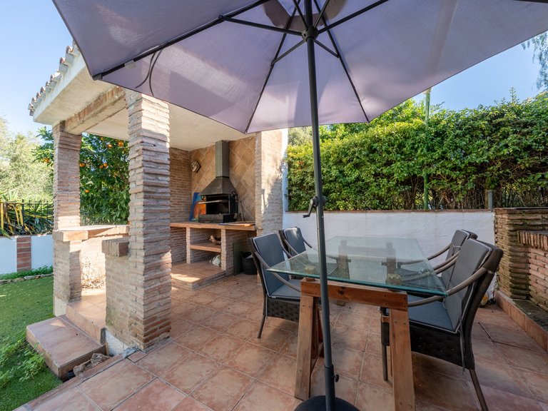 Villa for Sale in Hacienda Las Chapas, Malaga 32