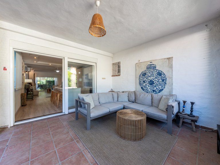 Villa for Sale in Hacienda Las Chapas, Malaga 39