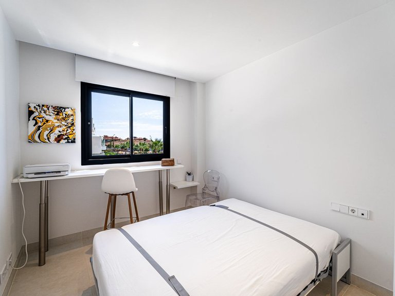 Apartment for Sale in Fuengirola, Malaga 10