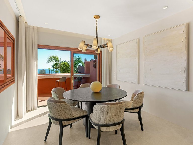 Apartment for Sale in New Golden Mile, Malaga 15