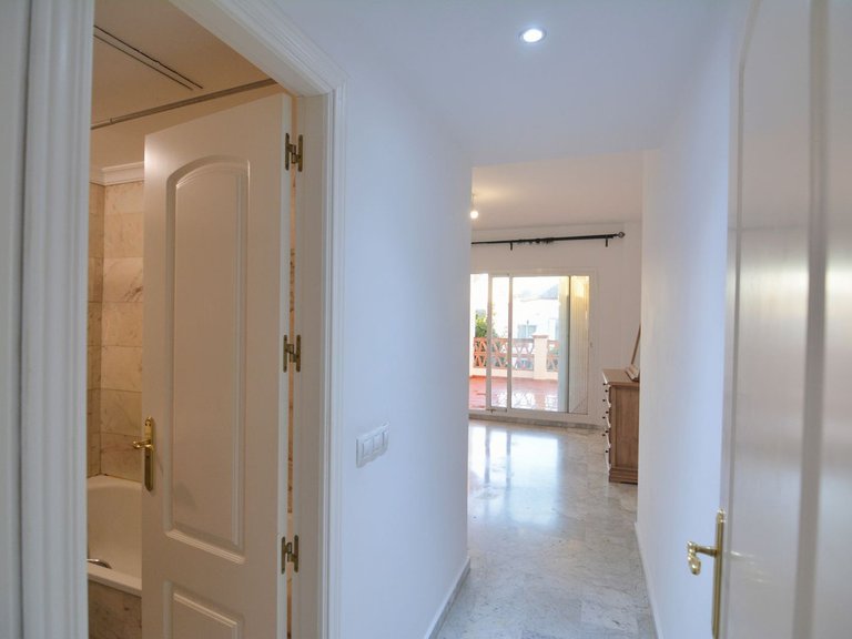 Apartment for Sale in Mijas Golf, Malaga 18