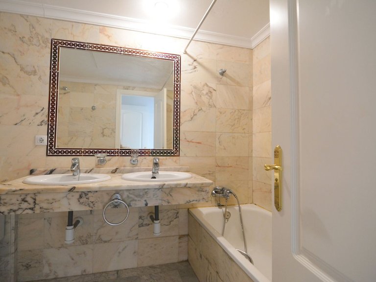 Apartment for Sale in Mijas Golf, Malaga 24