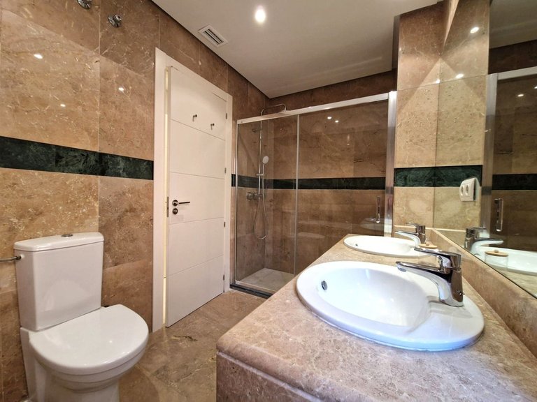 Apartment for Sale in Marbella, Malaga 23