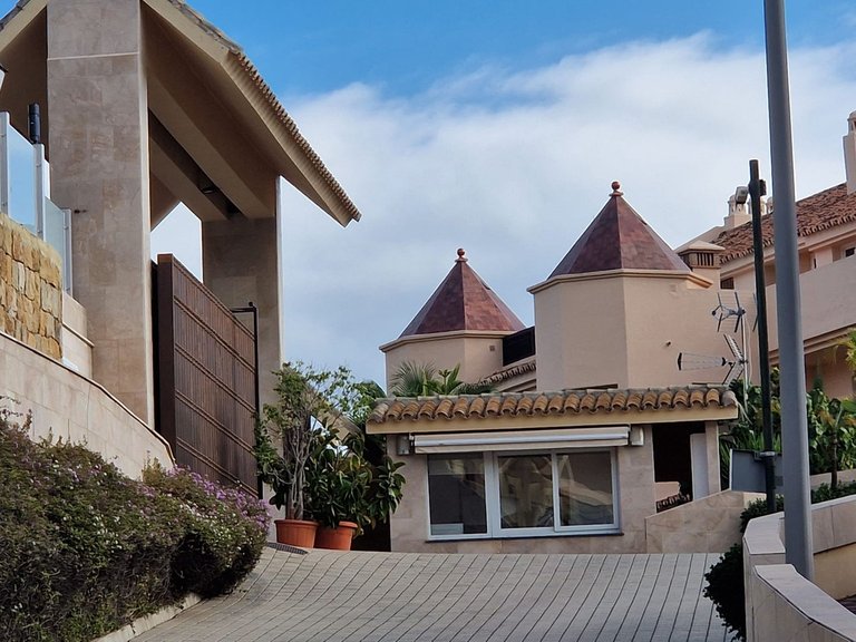 Apartment for Sale in Marbella, Malaga 33