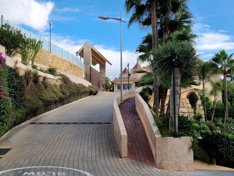 Apartment for Sale in Marbella, Malaga 37