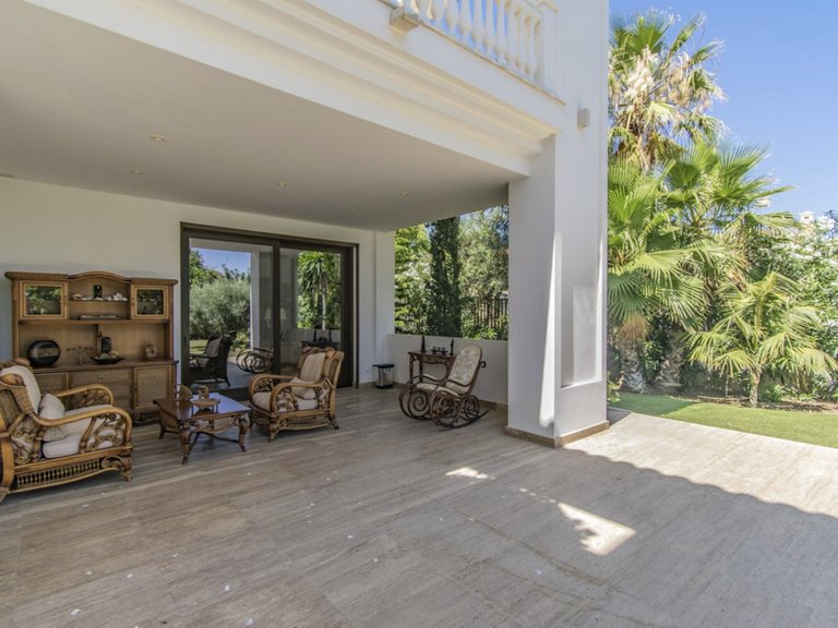 Villa for Sale in Guadalmina Baja, Malaga 17