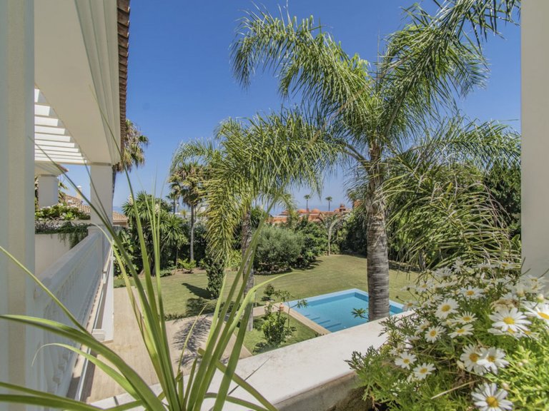 Villa for Sale in Guadalmina Baja, Malaga 38
