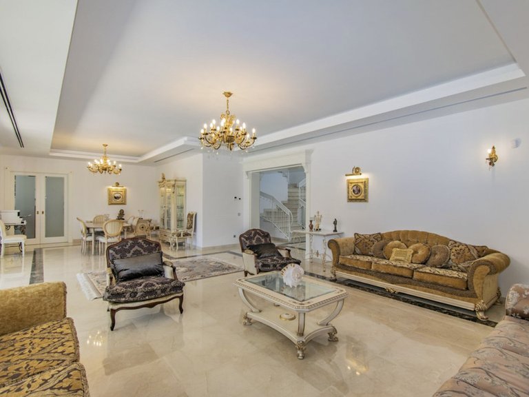 Villa for Sale in Guadalmina Baja, Malaga 6