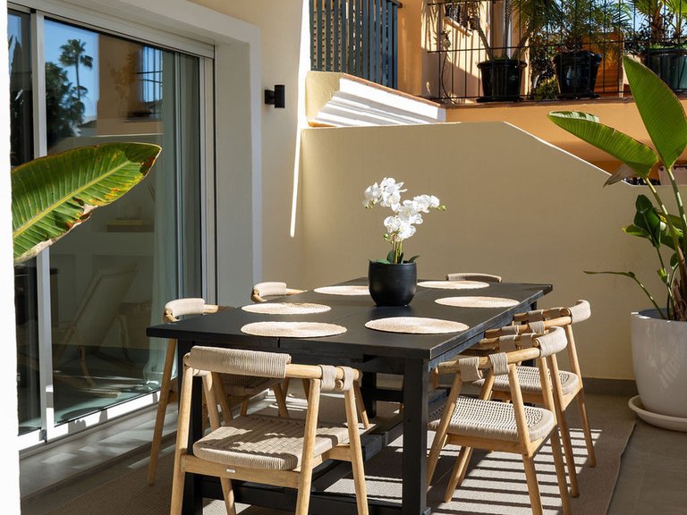 Villa for Sale in Nueva Andalucía, Malaga 5