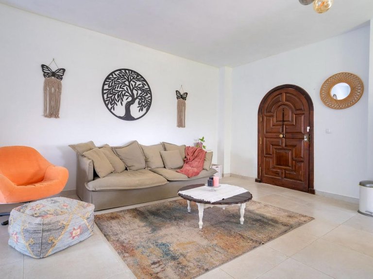 Villa for Sale in Coín, Malaga 25