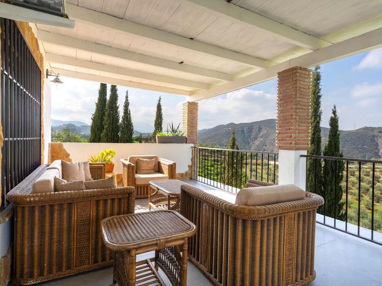 Villa for Sale in Coín, Malaga 29