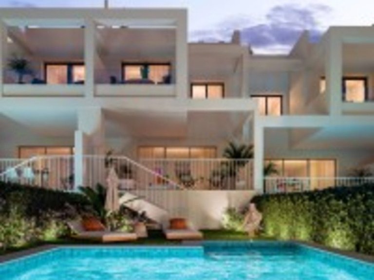 Villa for Sale in Costa del Sol Manilva, Malaga 1