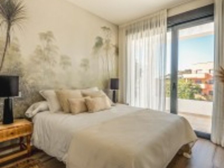 Villa for Sale in Costa del Sol Manilva, Malaga 2