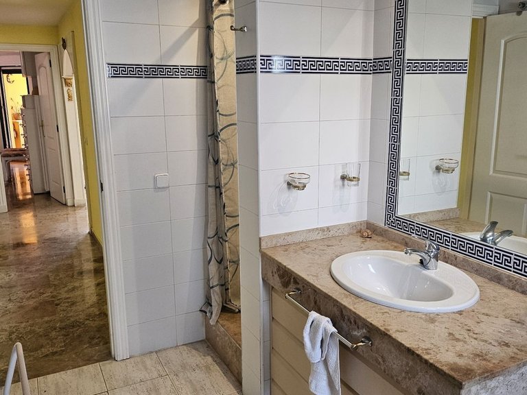 Apartment for Sale in San Pedro De Alcántara, Malaga 10