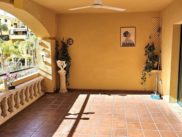 Apartment for Sale in San Pedro De Alcántara, Malaga 5