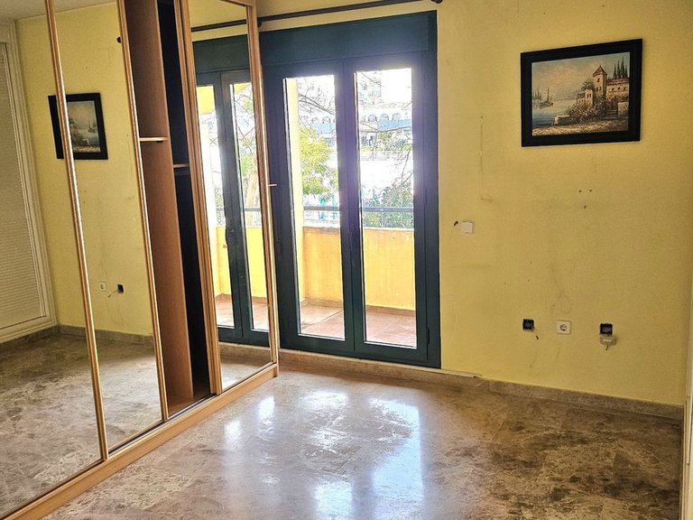 Apartment for Sale in San Pedro De Alcántara, Malaga 8