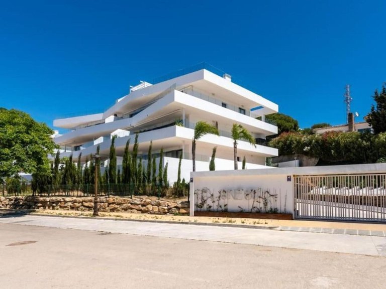 Apartment for Sale in Estepona, Malaga 6