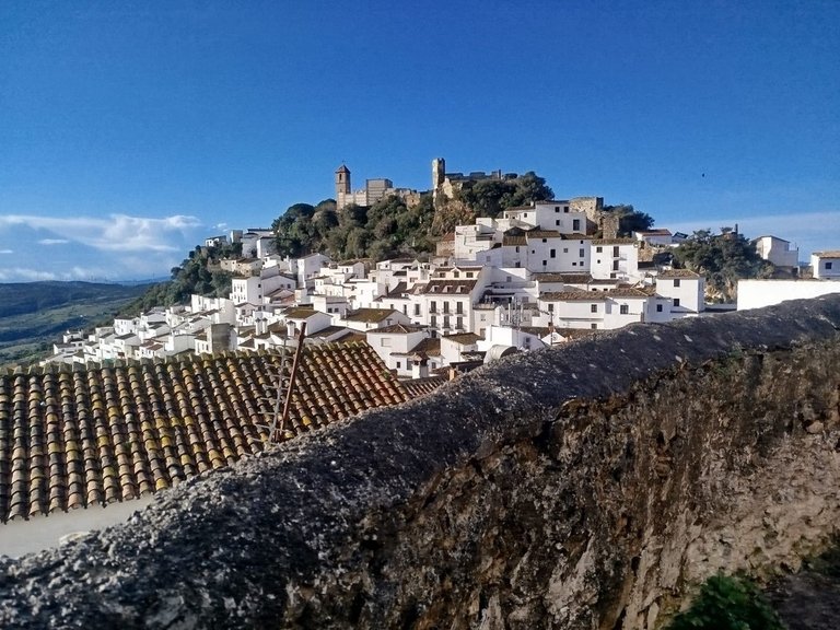 Villa for Sale in Casares, Malaga 1