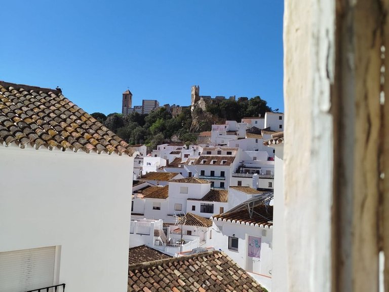Villa for Sale in Casares, Malaga 19