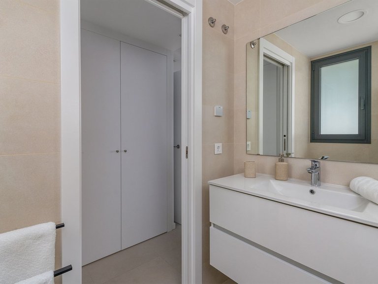 Apartment for Sale in Higueron, Malaga 12