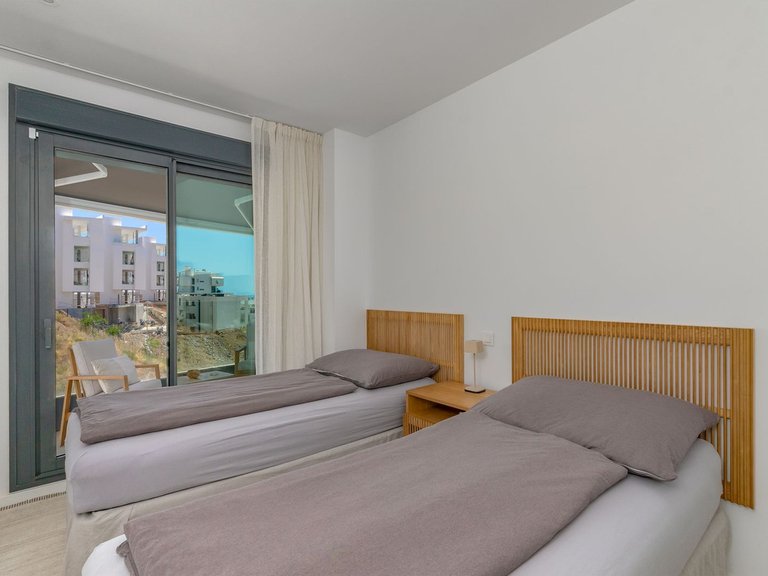 Apartment for Sale in Higueron, Malaga 13
