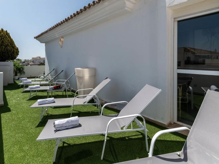 Apartment for Sale in Puerto Banús, Malaga 24