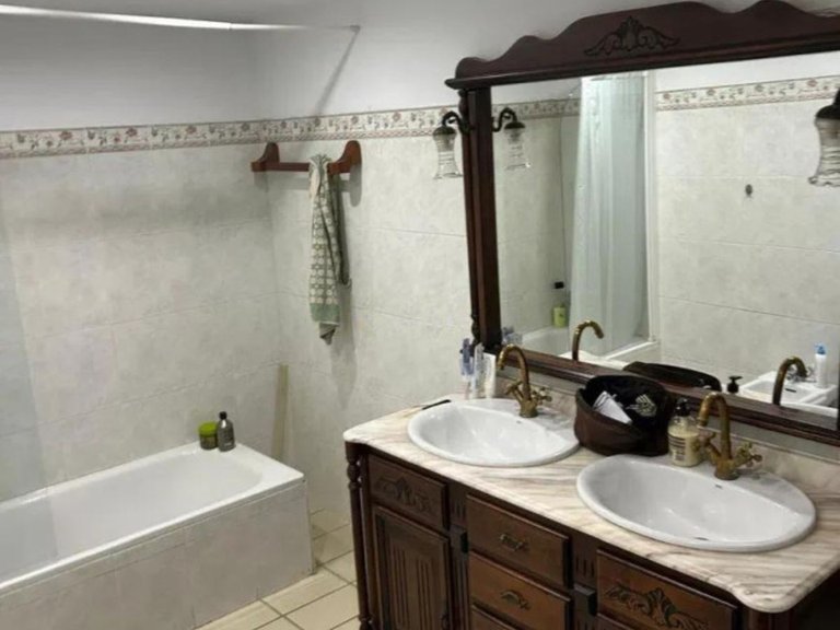 Apartment for Sale in Marbella, Malaga 18
