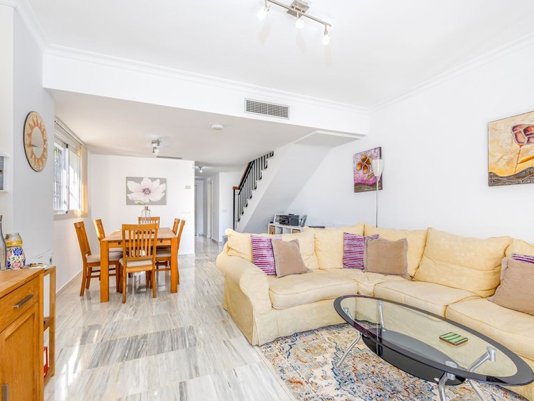 Villa for Sale in Alhaurin Golf, Malaga 1